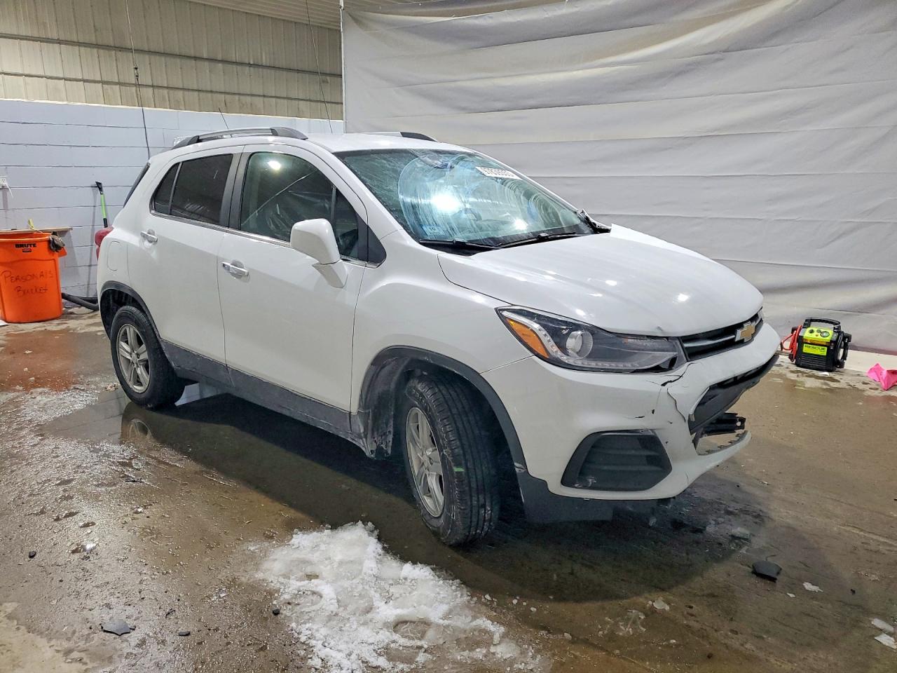 2018 CHEVROLET TRAX 1LT photo 4