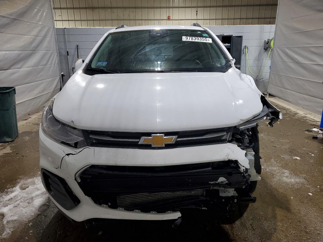 2018 CHEVROLET TRAX 1LT photo 5