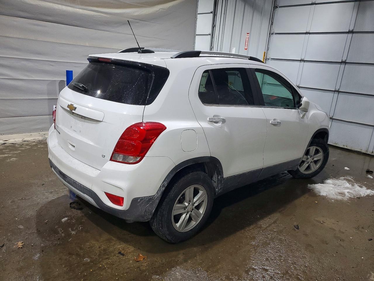 2018 CHEVROLET TRAX 1LT photo 3