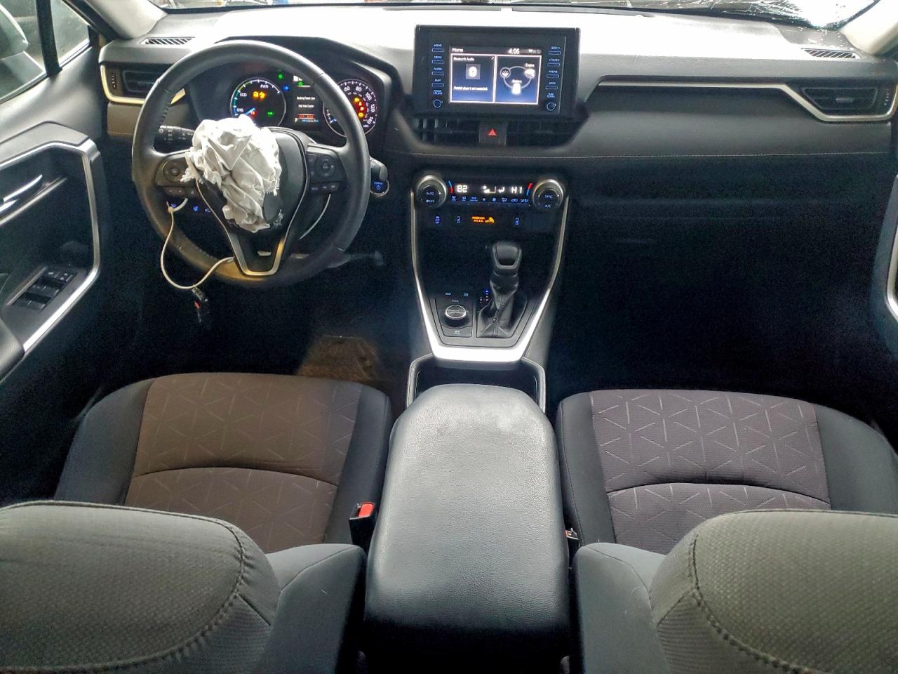 2019 TOYOTA RAV4 XLE photo 8