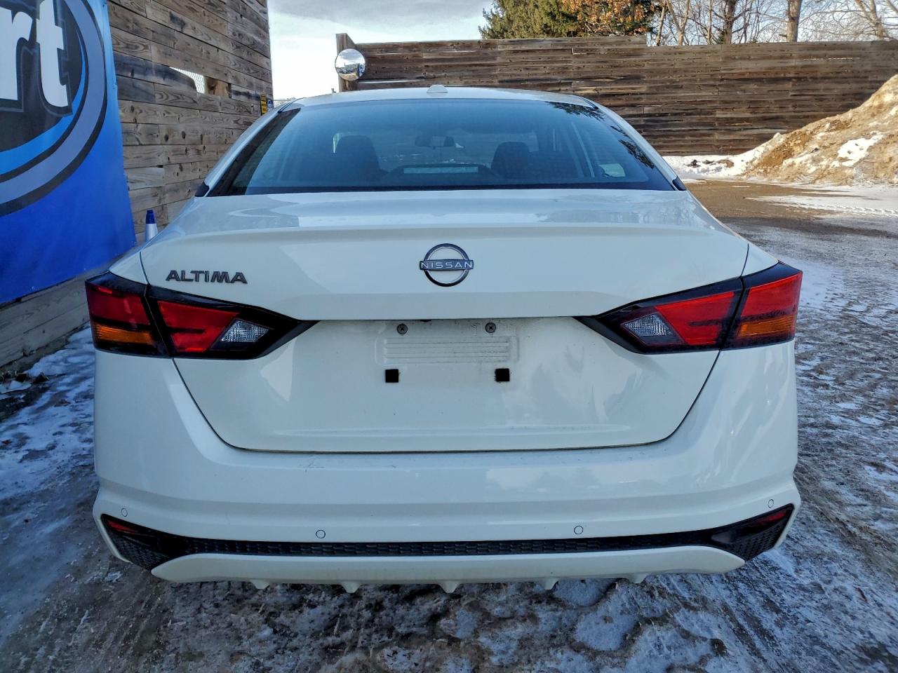 2025 NISSAN ALTIMA SV photo 6