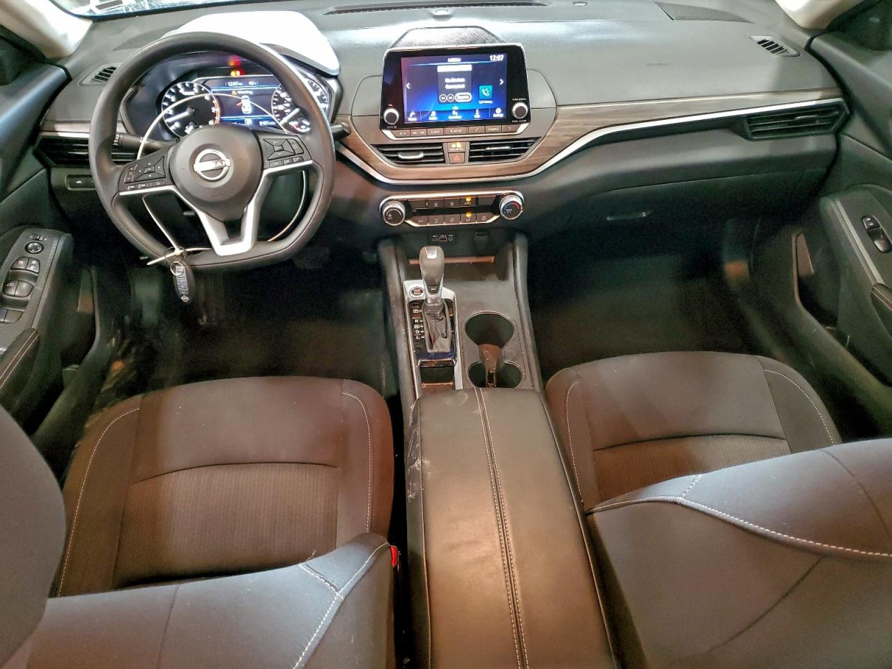 2025 NISSAN ALTIMA SV photo 8