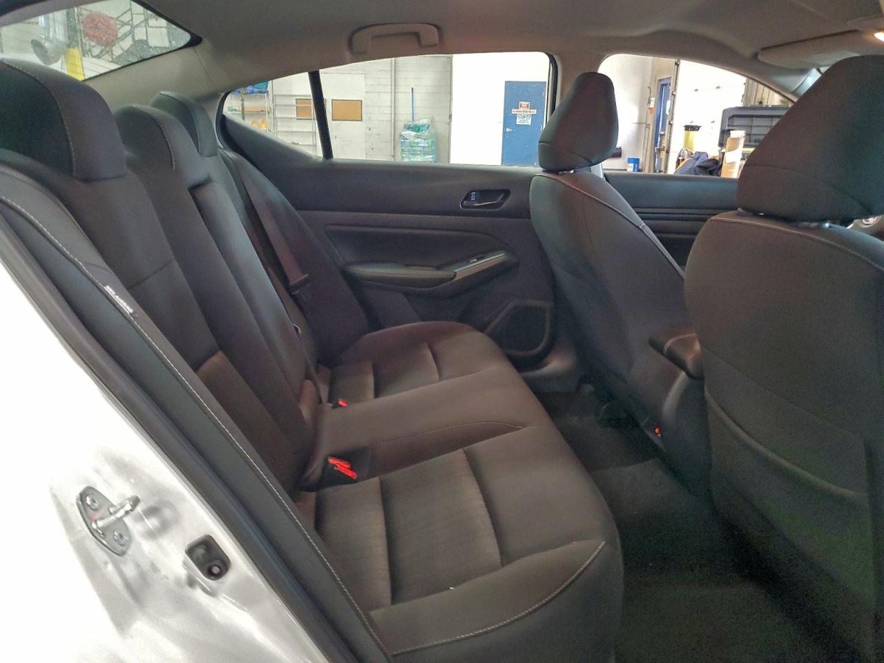 2025 NISSAN ALTIMA SV photo 10
