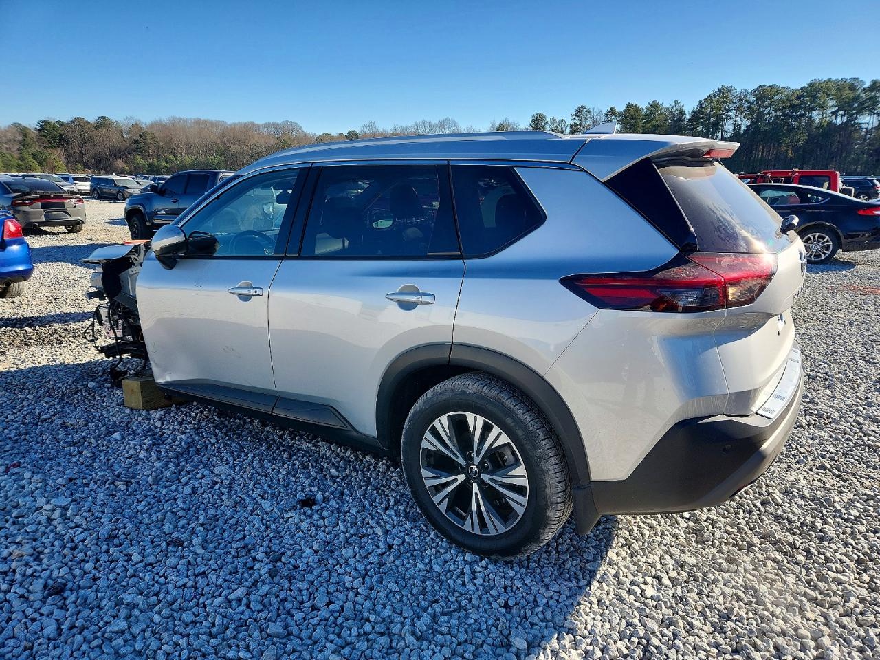 2021 NISSAN ROGUE SV photo 5