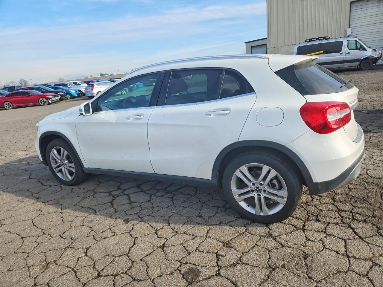 2019 MERCEDES-BENZ GLA 250 4MATIC photo 3