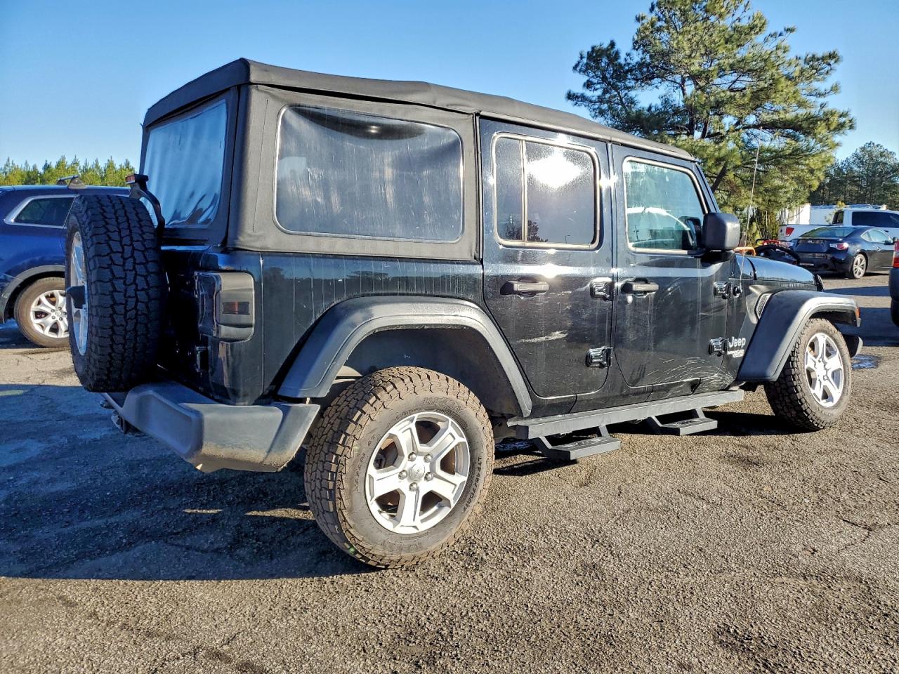 2018 JEEP WRANGLER UNLIMITED SPORT photo 3
