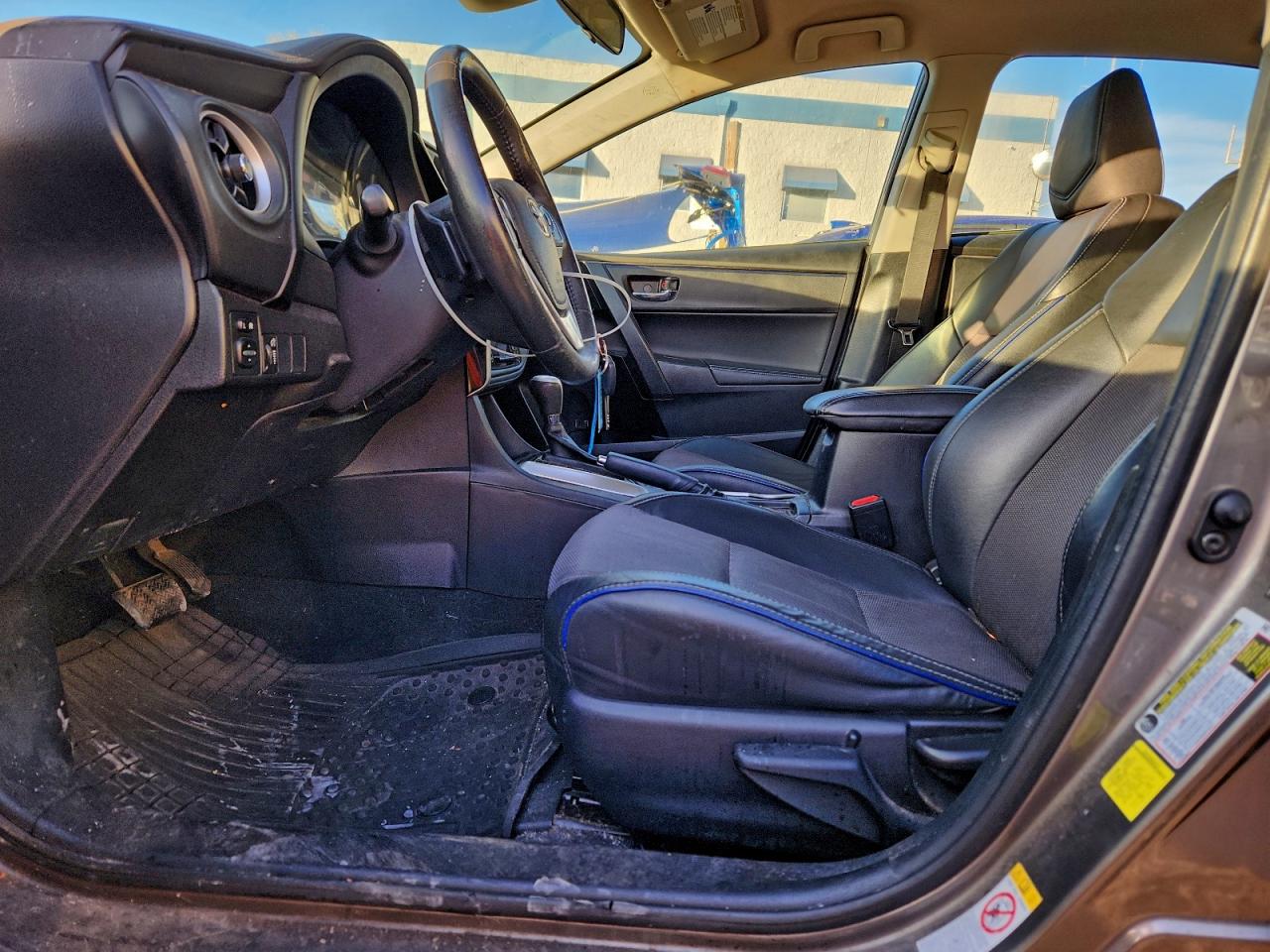 2017 TOYOTA COROLLA L photo 13