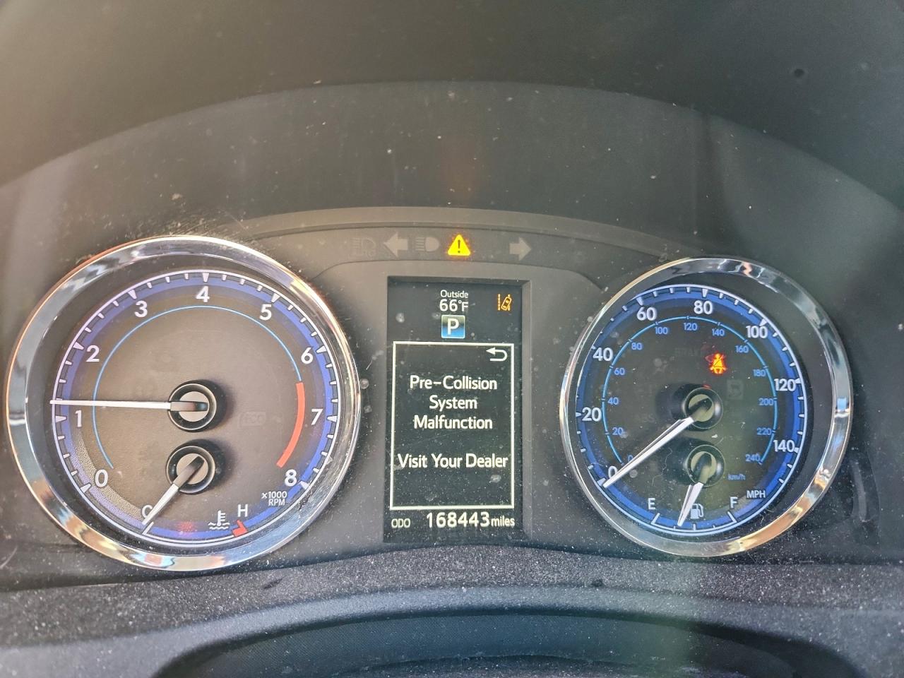 2017 TOYOTA COROLLA L photo 17