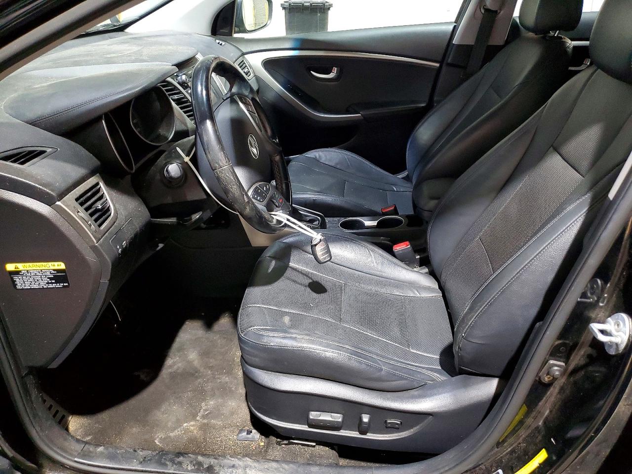 2017 HYUNDAI ELANTRA GT photo 7