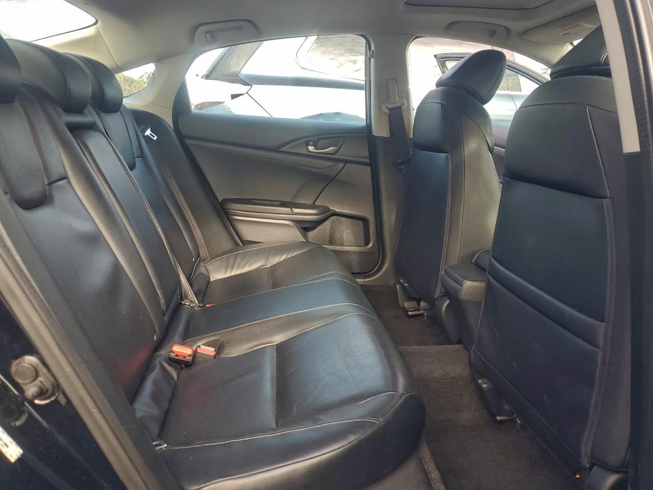 2019 HONDA INSIGHT TOURING photo 10