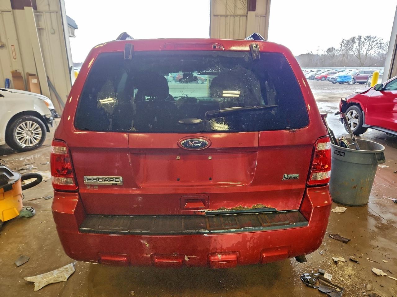 2012 FORD ESCAPE XLT photo 6