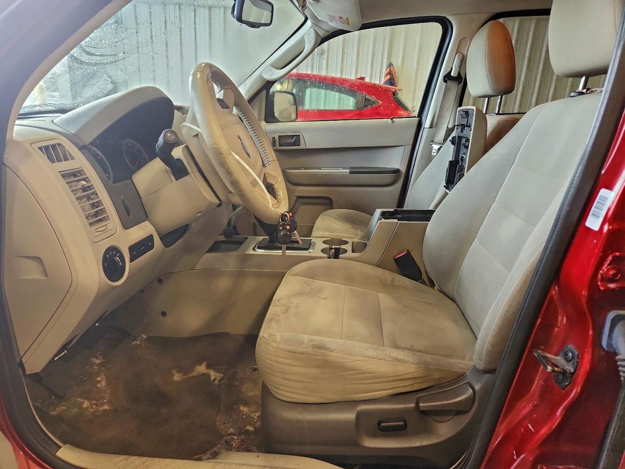 2012 FORD ESCAPE XLT photo 7