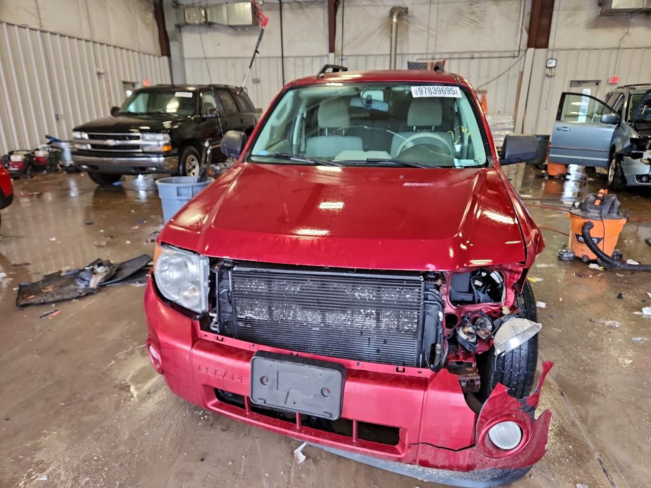 2012 FORD ESCAPE XLT photo 5