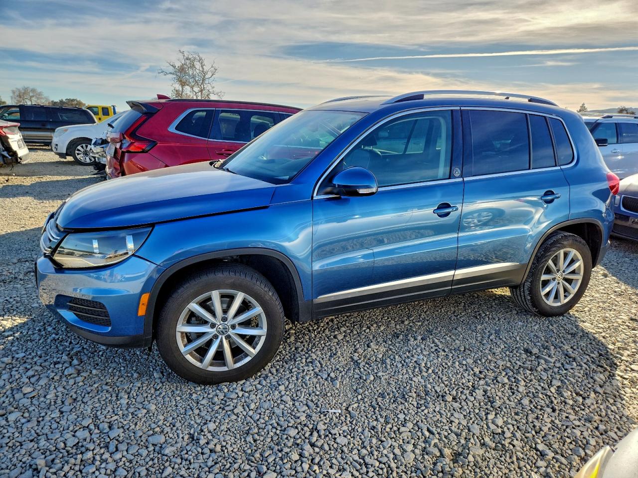 2017 VOLKSWAGEN TIGUAN