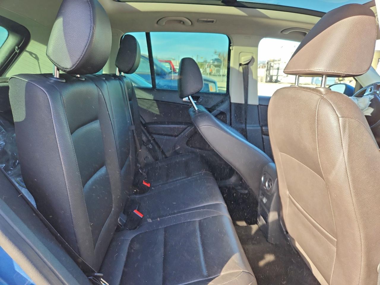 2017 VOLKSWAGEN TIGUAN WOLFSBURG photo 11