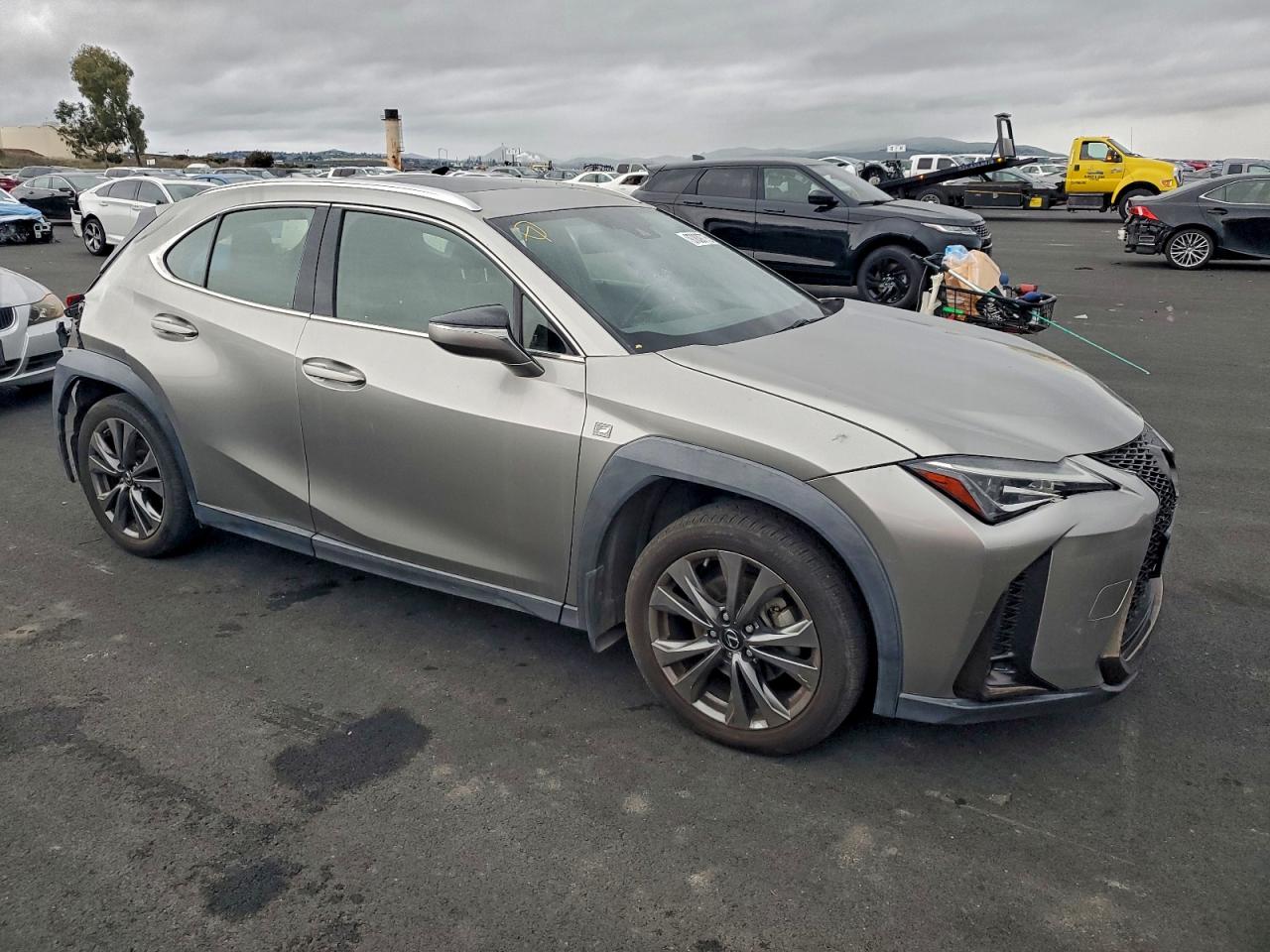 2019 LEXUS UX 200 photo 4