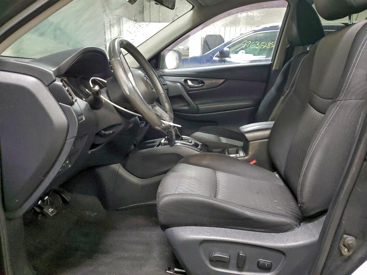 2017 NISSAN ROGUE S photo 7