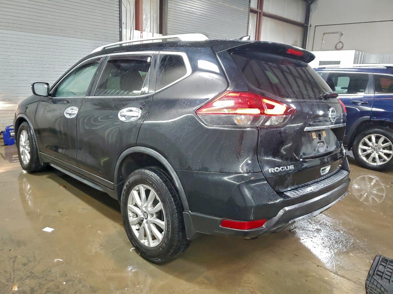 2017 NISSAN ROGUE S photo 2
