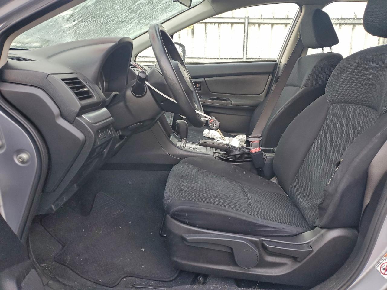 2012 SUBARU IMPREZA photo 7