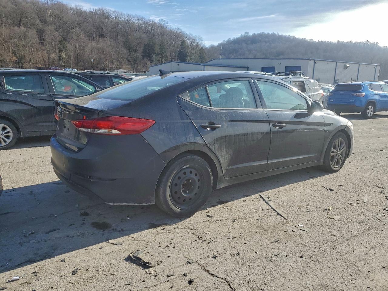 2018 HYUNDAI ELANTRA SEL photo 3