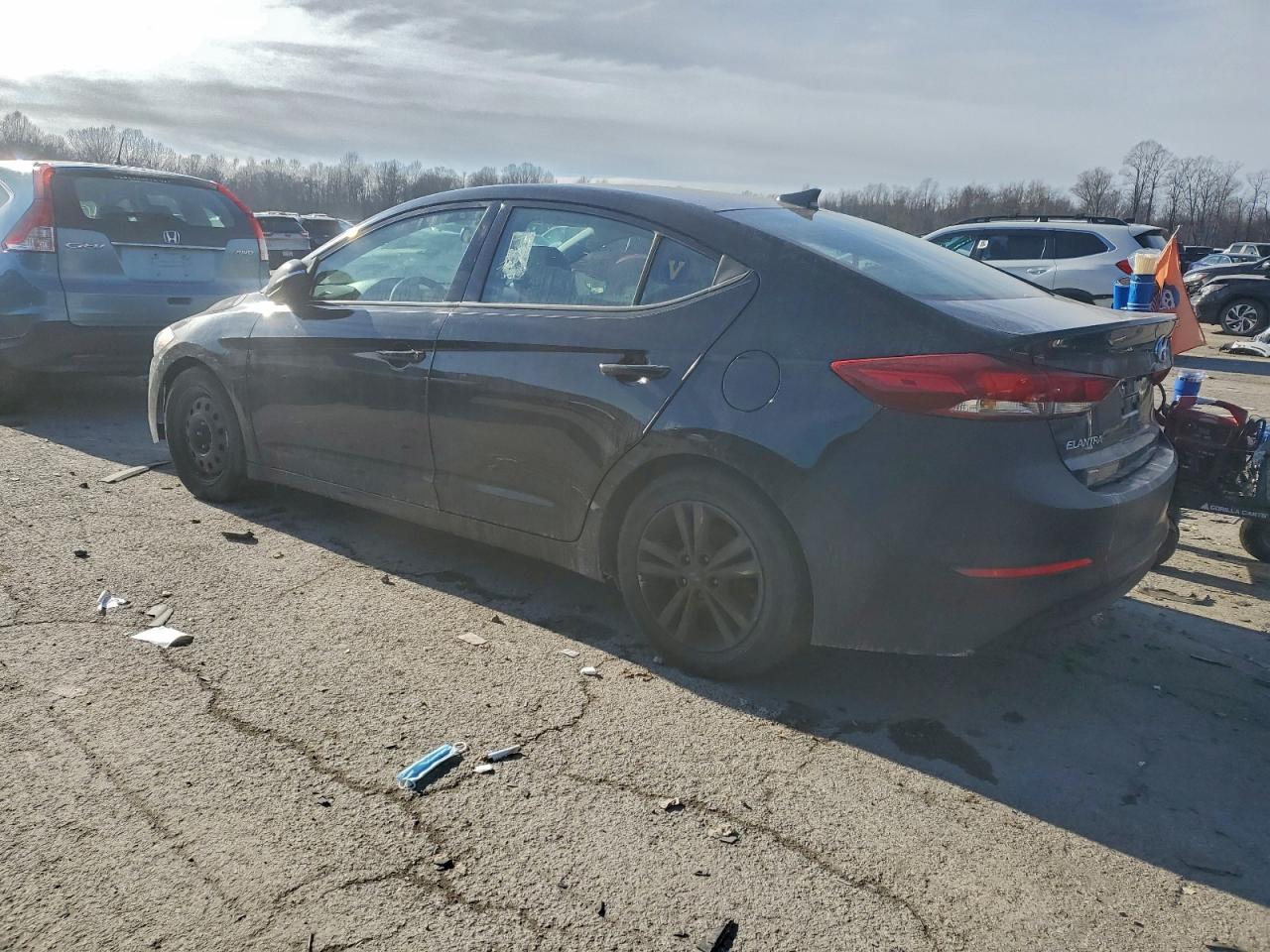 2018 HYUNDAI ELANTRA SEL photo 2