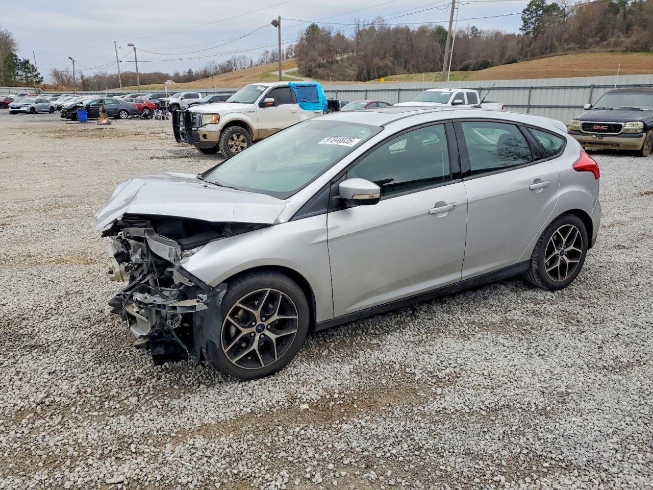 2017 FORD FOCUS