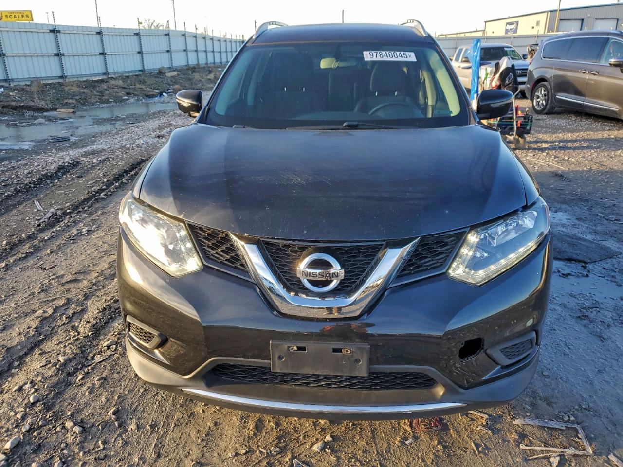 2016 NISSAN ROGUE S photo 5