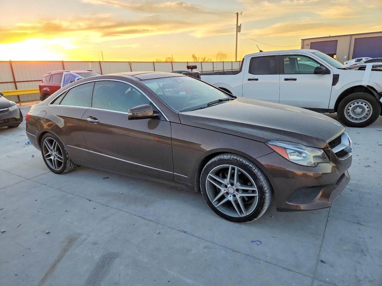 2014 MERCEDES-BENZ E 350 photo 4