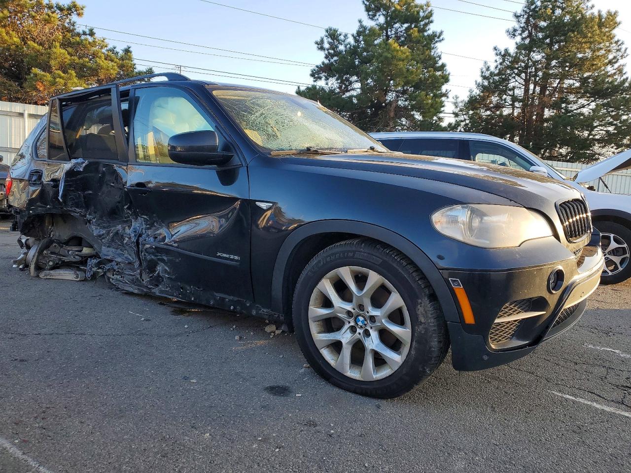 2012 BMW X5 XDRIVE35I photo 4