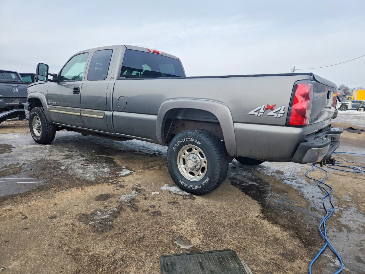 2006 CHEVROLET SILVERADO K2500 HEAVY DUTY photo 2