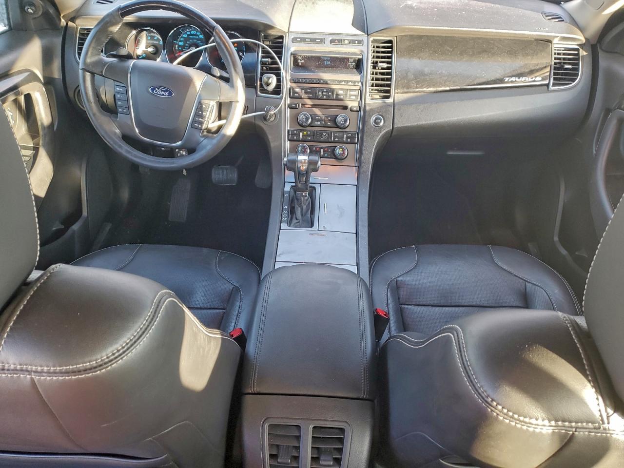 2010 FORD TAURUS LIMITED photo 8
