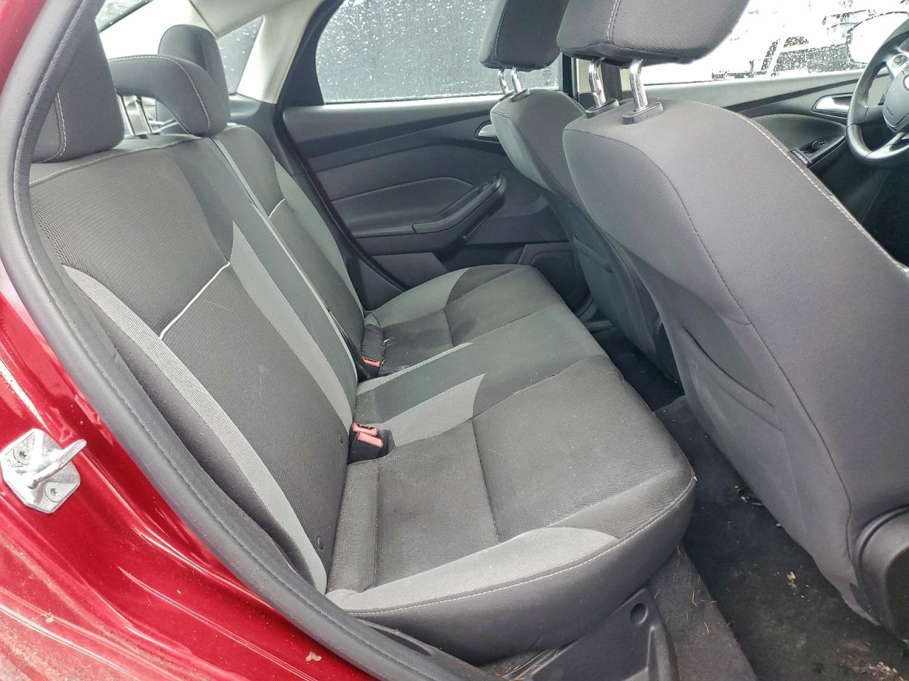 2013 FORD FOCUS SE photo 10