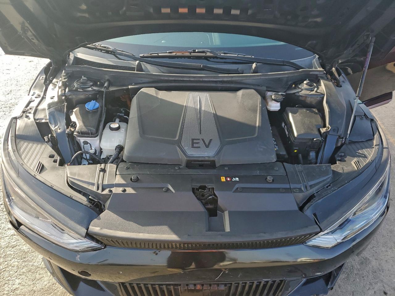 2022 KIA EV6 LIGHT photo 11
