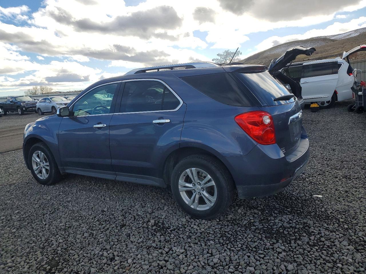 2013 CHEVROLET EQUINOX LTZ photo 2