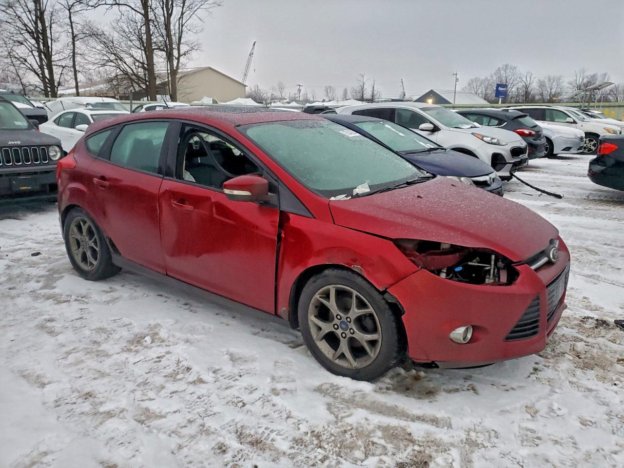 2014 FORD FOCUS SE photo 4