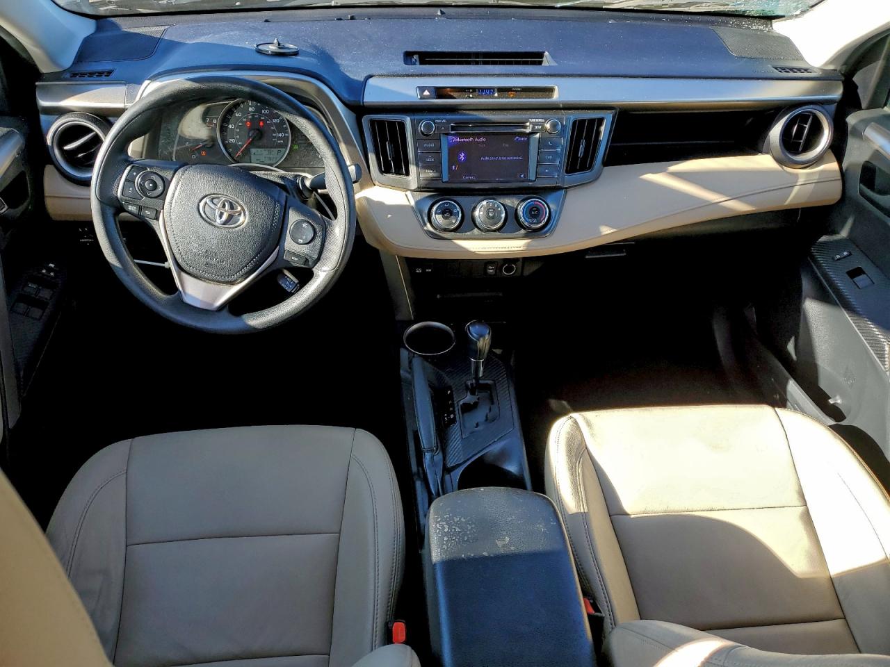 2013 TOYOTA RAV4 LE photo 8