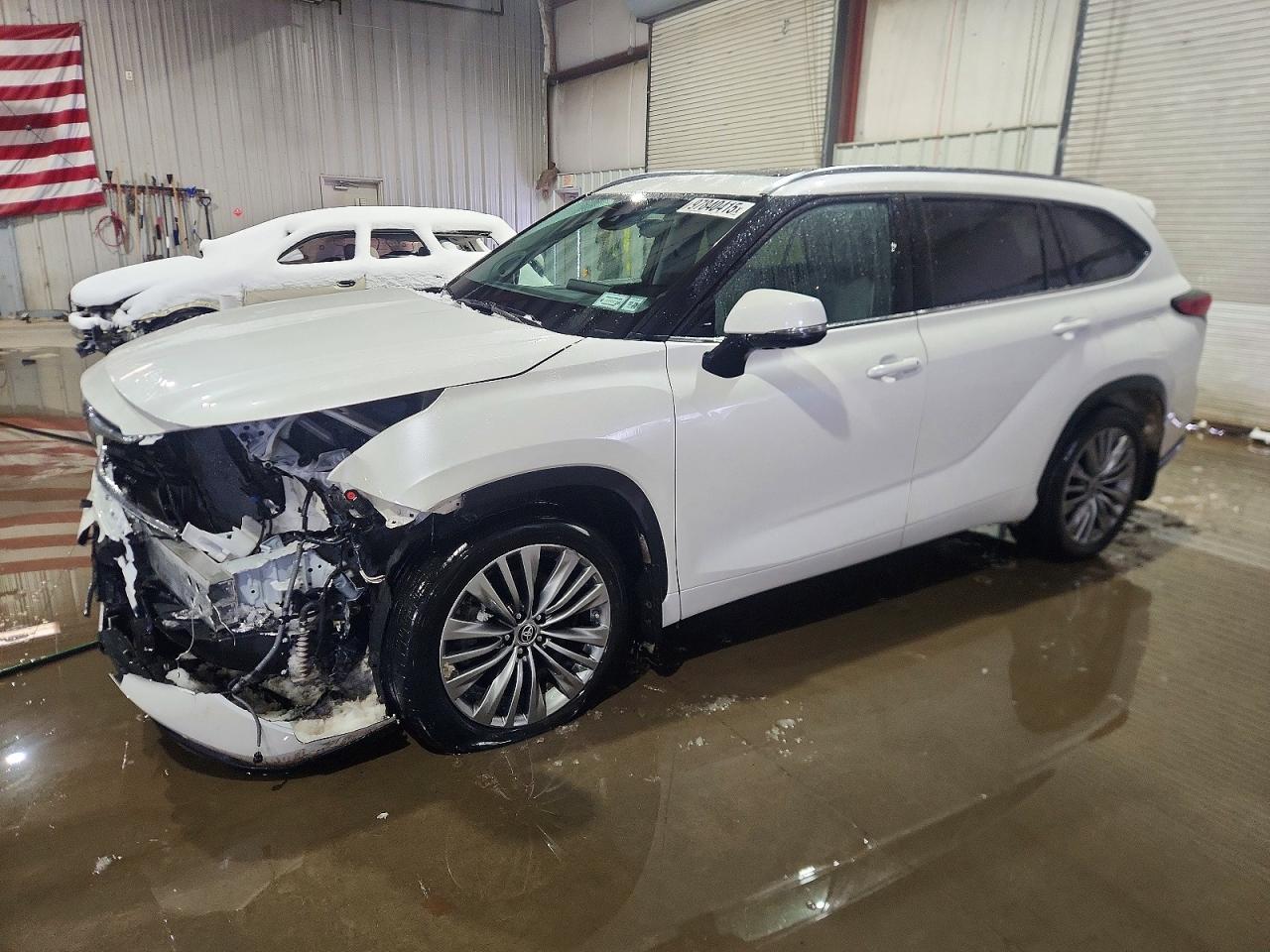 2021 TOYOTA HIGHLANDER