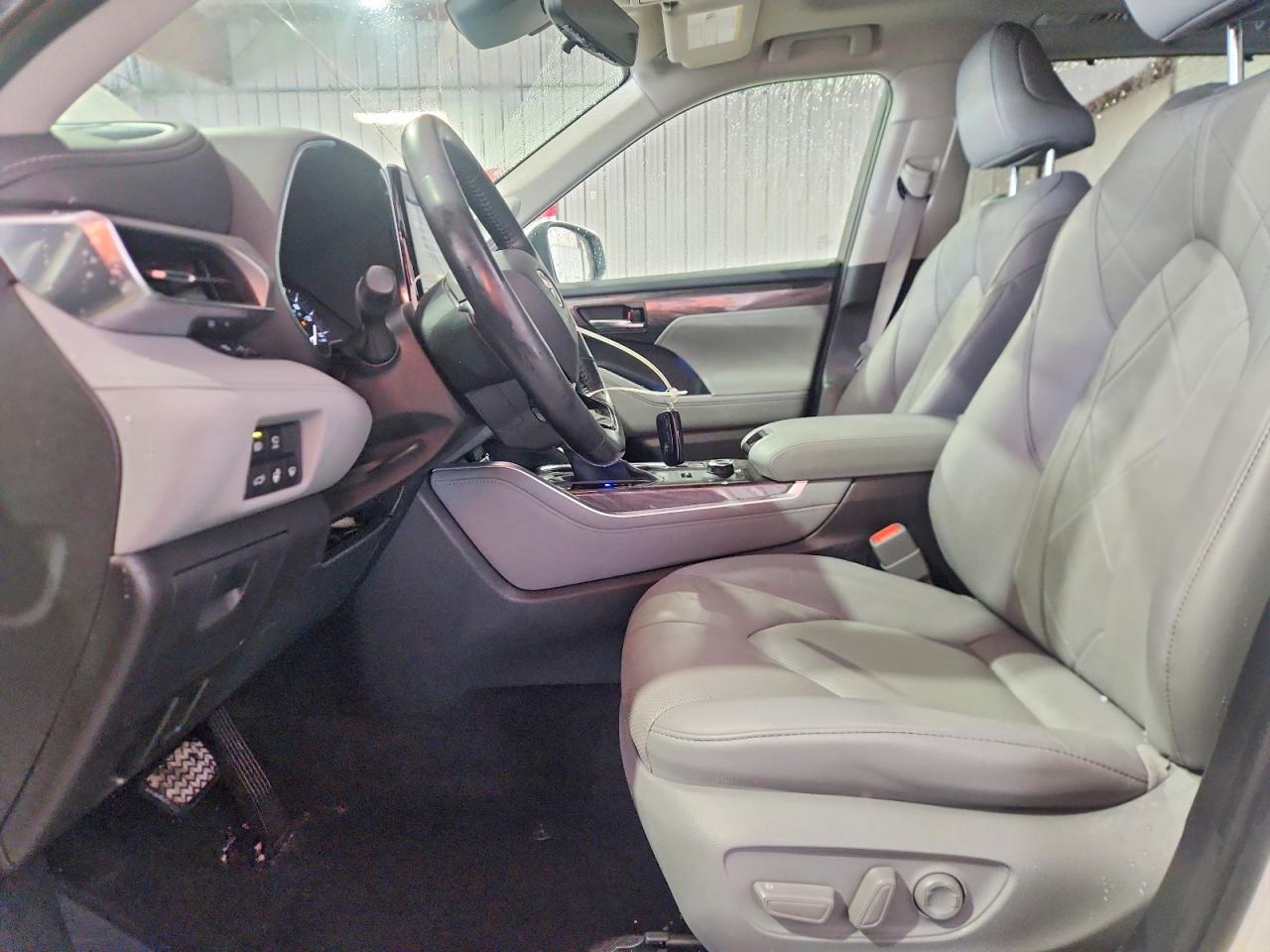 2021 TOYOTA HIGHLANDER PLATINUM photo 7
