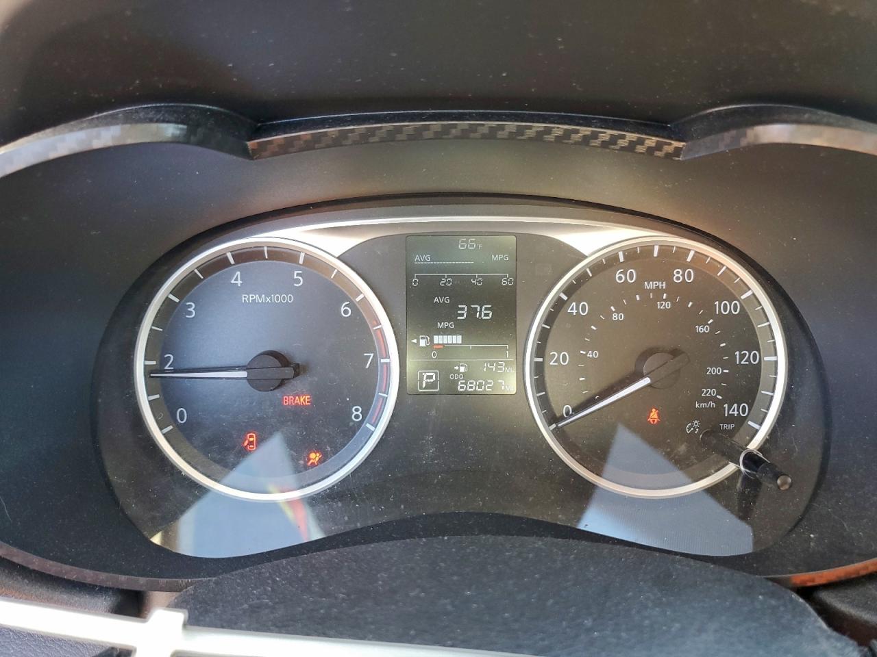2020 NISSAN VERSA S photo 9