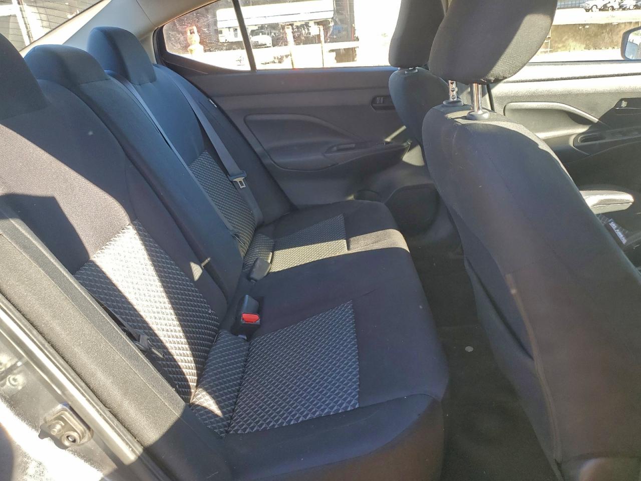 2020 NISSAN VERSA S photo 10