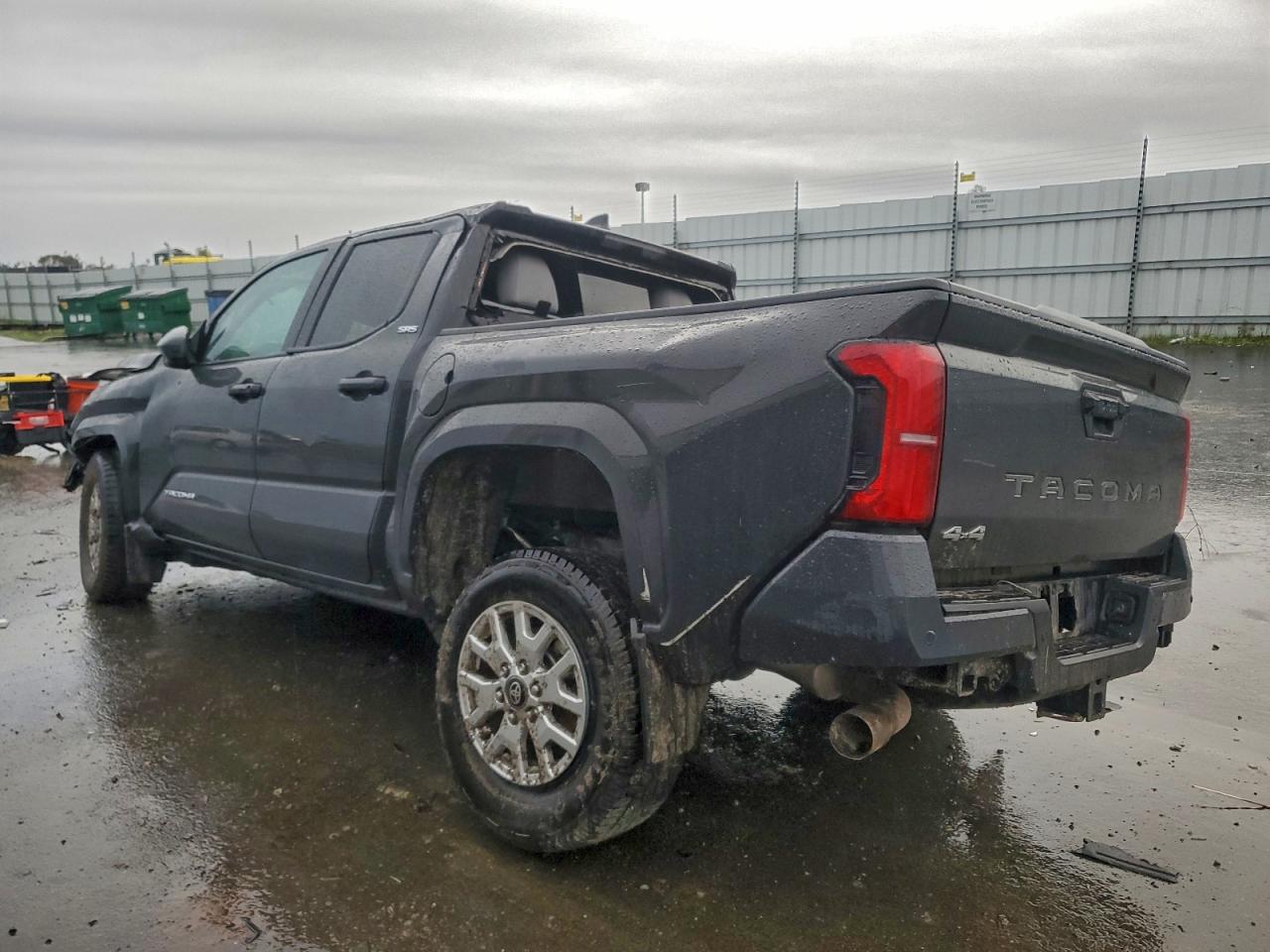 2024 TOYOTA TACOMA DOUBLE CAB photo 3
