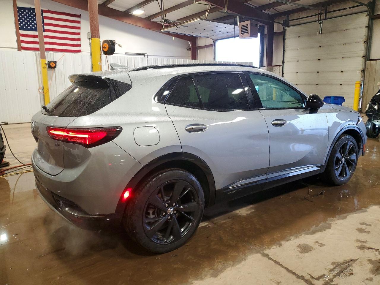 2023 BUICK ENVISION ESSENCE photo 3