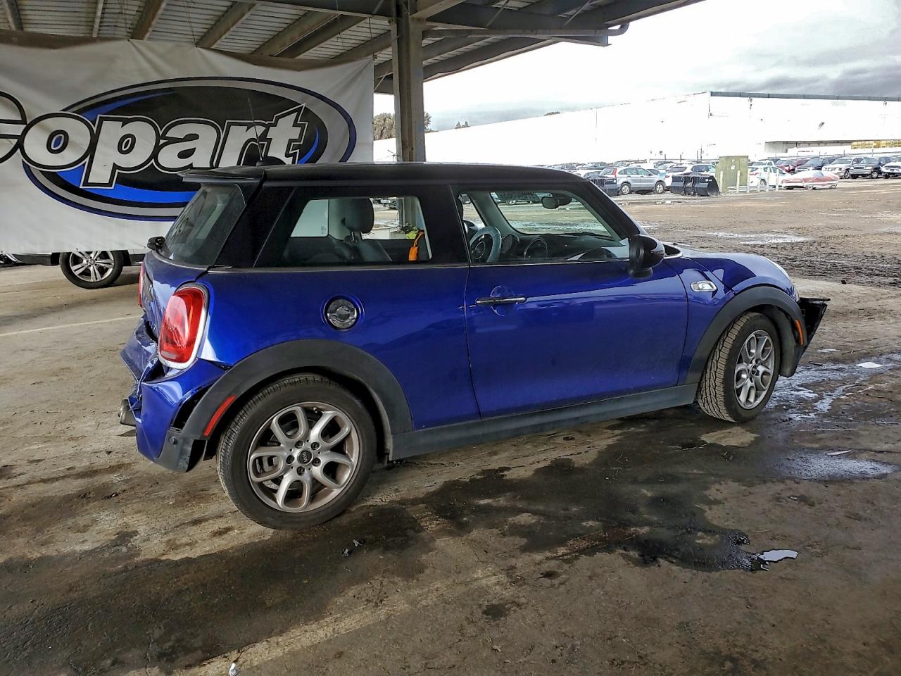 2019 MINI COOPER S photo 3