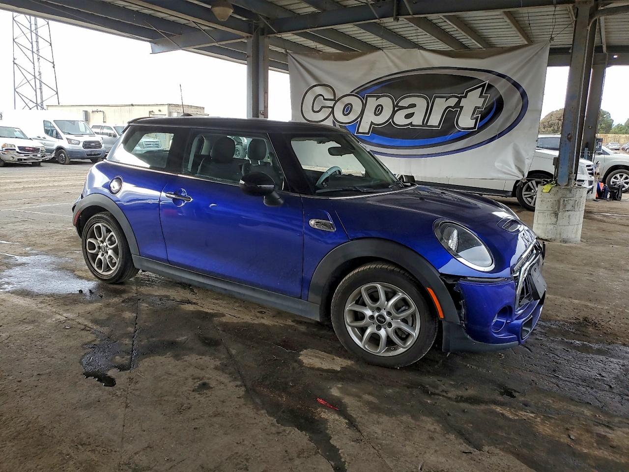 2019 MINI COOPER S photo 4