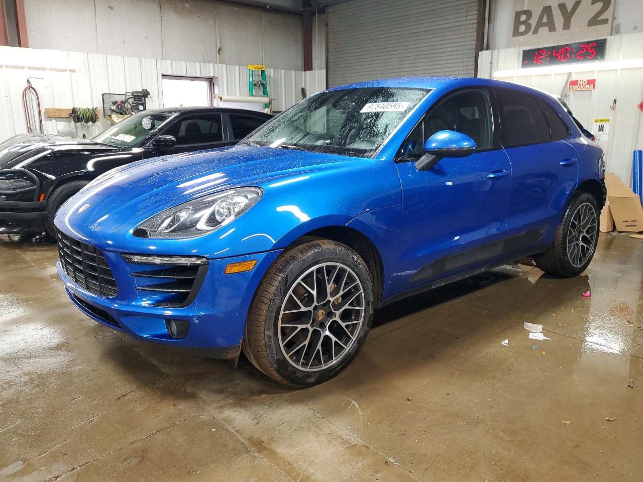 2017 PORSCHE MACAN
