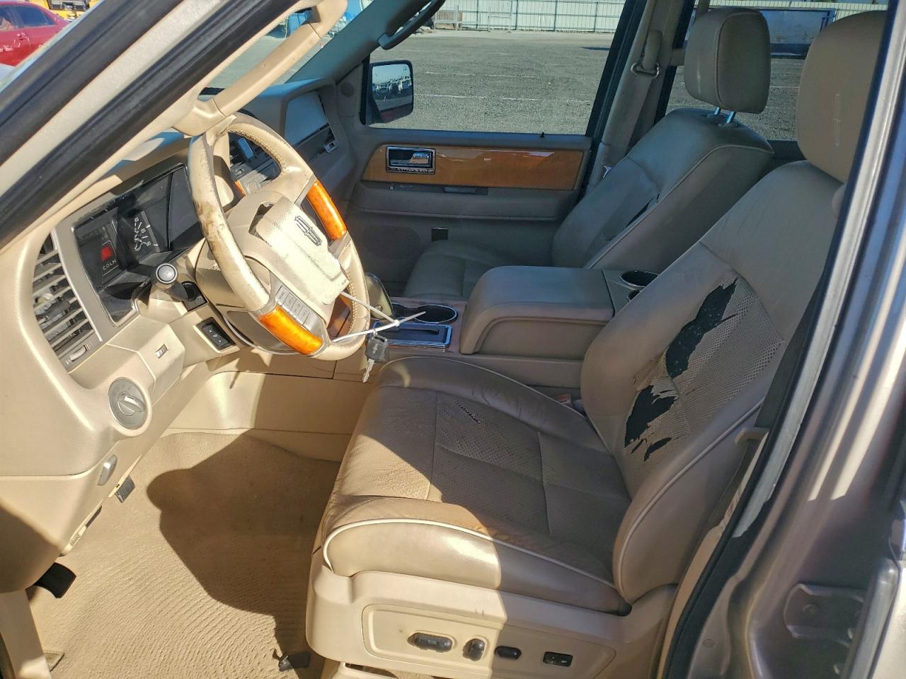 2007 LINCOLN NAVIGATOR photo 7