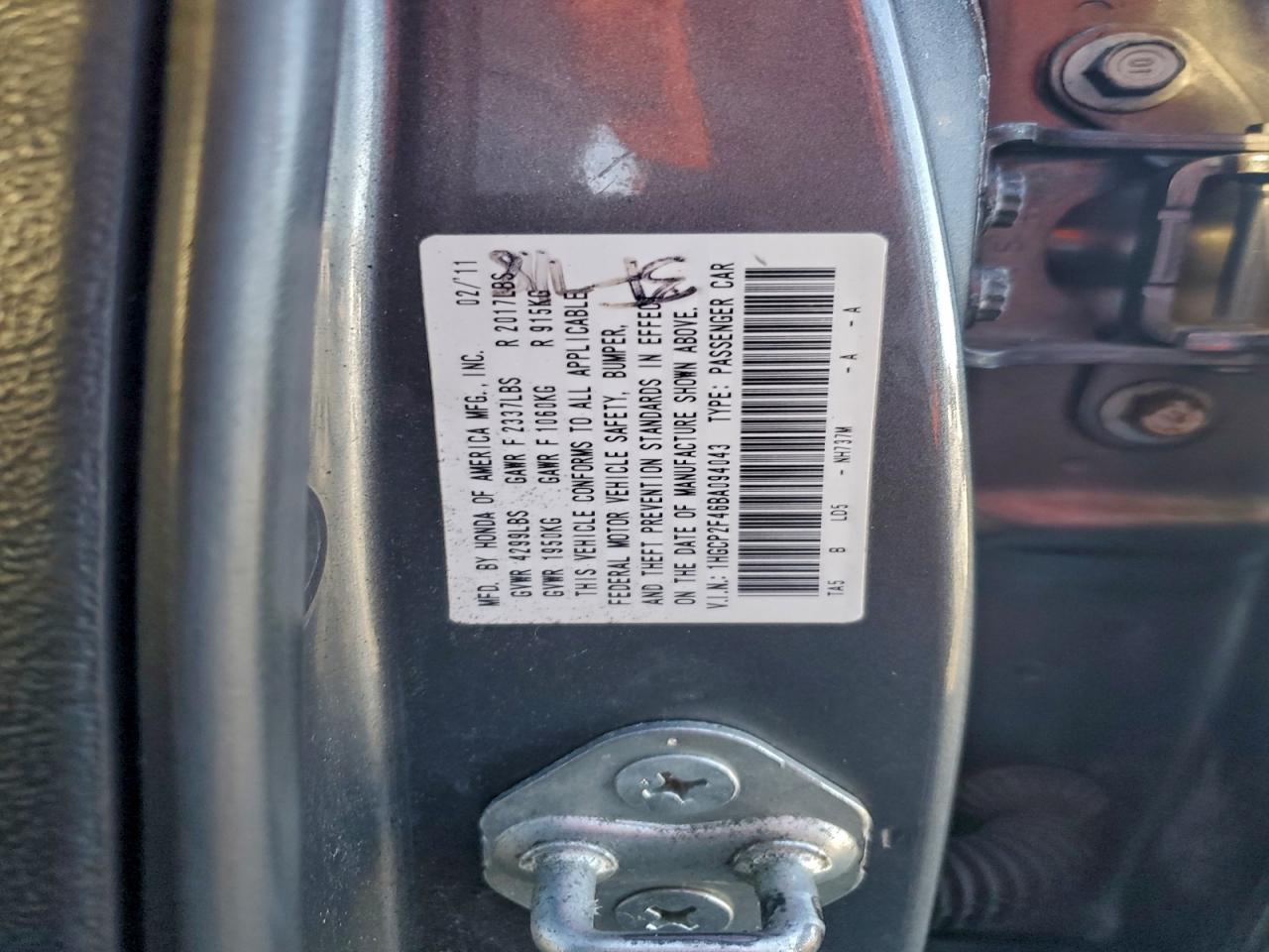 2011 HONDA ACCORD LXP photo 13