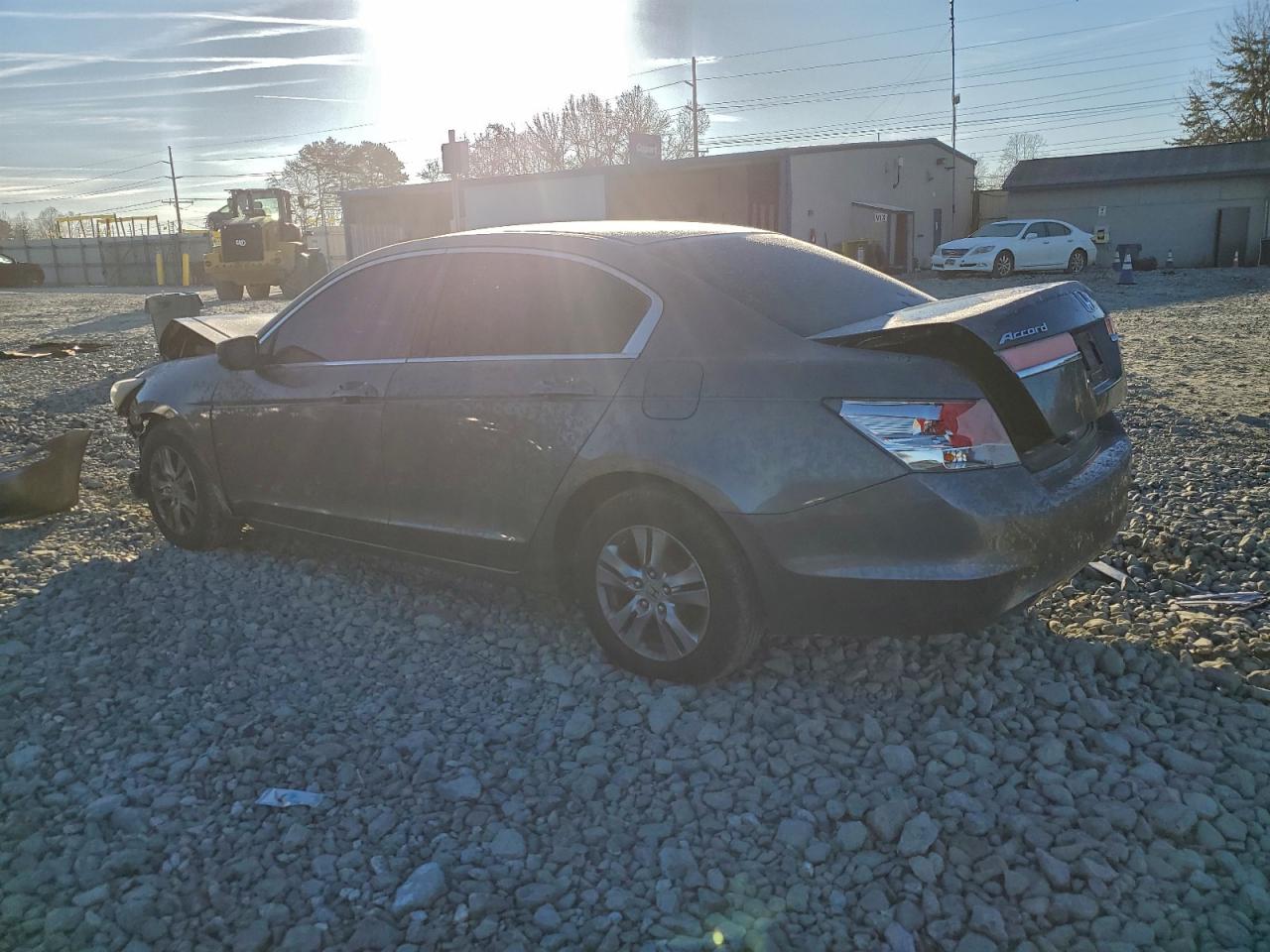 2011 HONDA ACCORD LXP photo 2