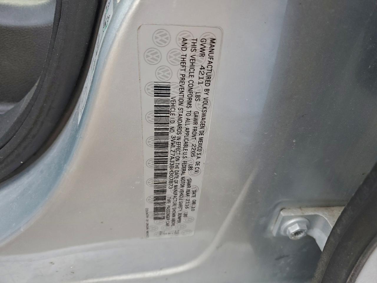 2011 VOLKSWAGEN JETTA SEL photo 12