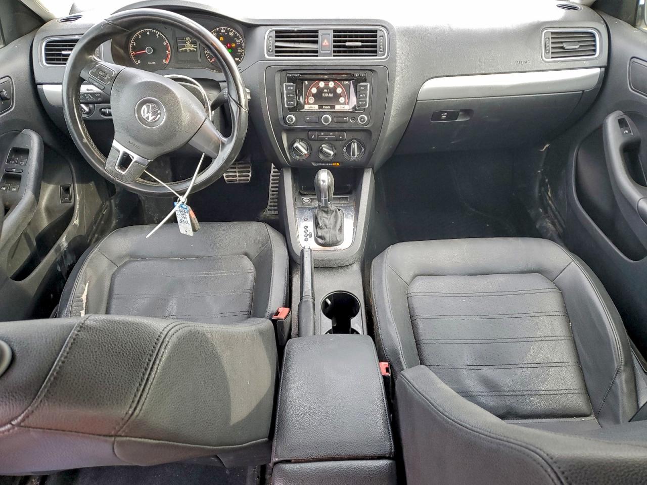 2011 VOLKSWAGEN JETTA SEL photo 8